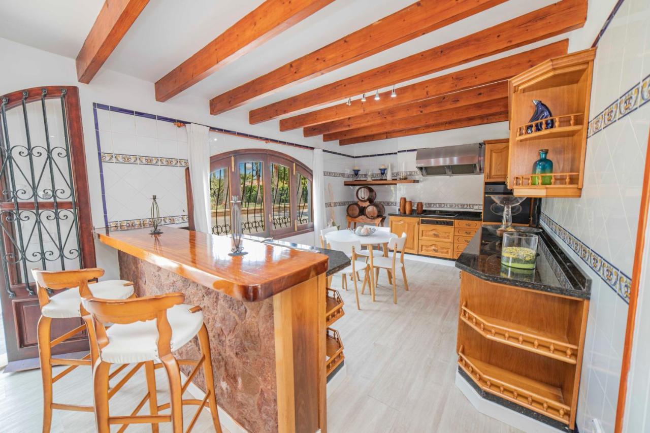 Villa Sunset / Can Tirenet Alcudia  Ngoại thất bức ảnh